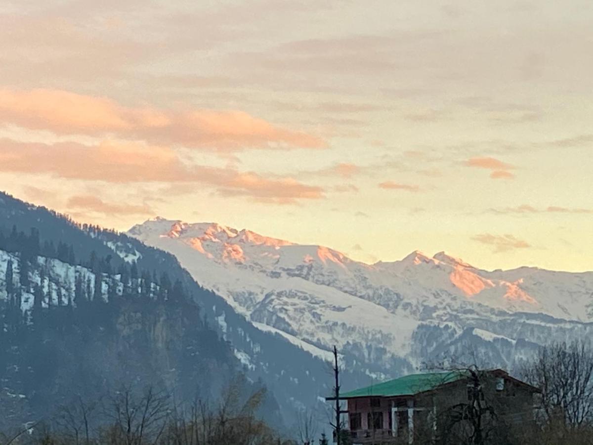 Solang Valley Resort Manāli Exterior foto