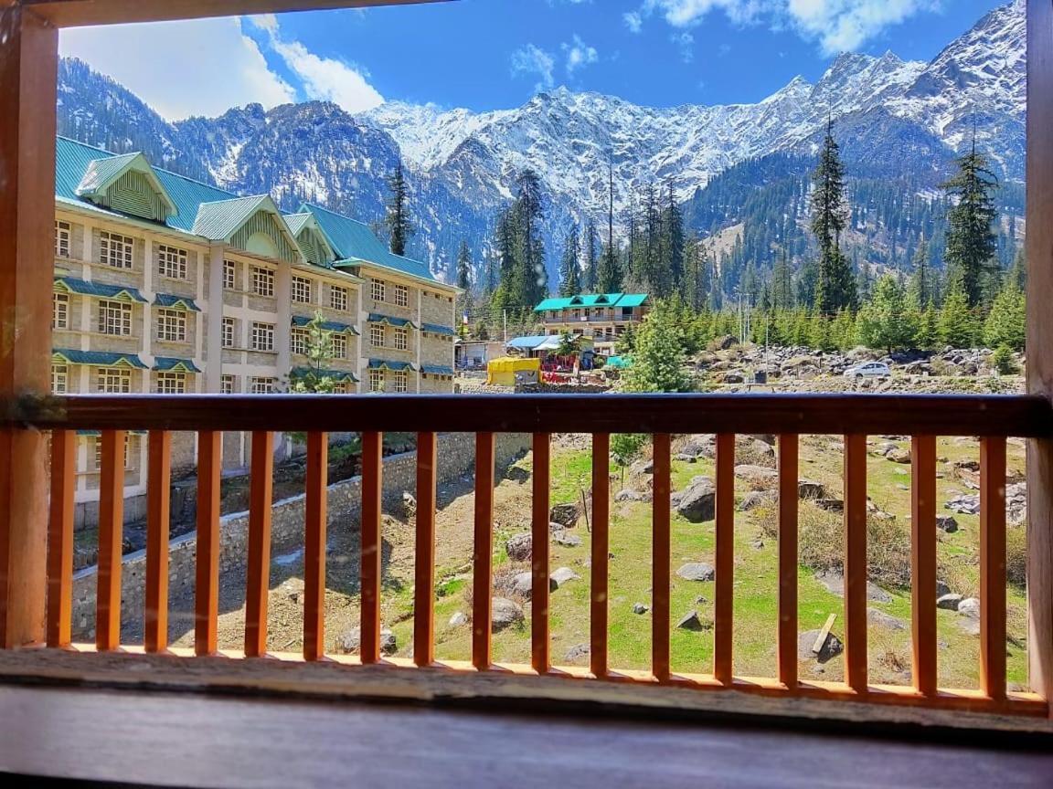 Solang Valley Resort Manāli Exterior foto