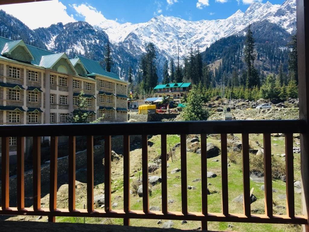 Solang Valley Resort Manāli Exterior foto